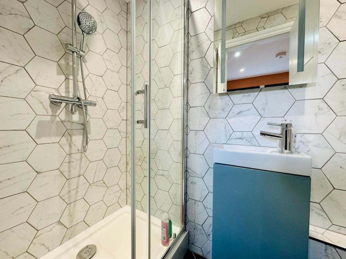 Flash Sale Brighton Train Station 1 Bedroom Flat Bn137Che03 Екстер'єр фото